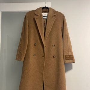 Aritzia - Babaton “The Slouch Coat”